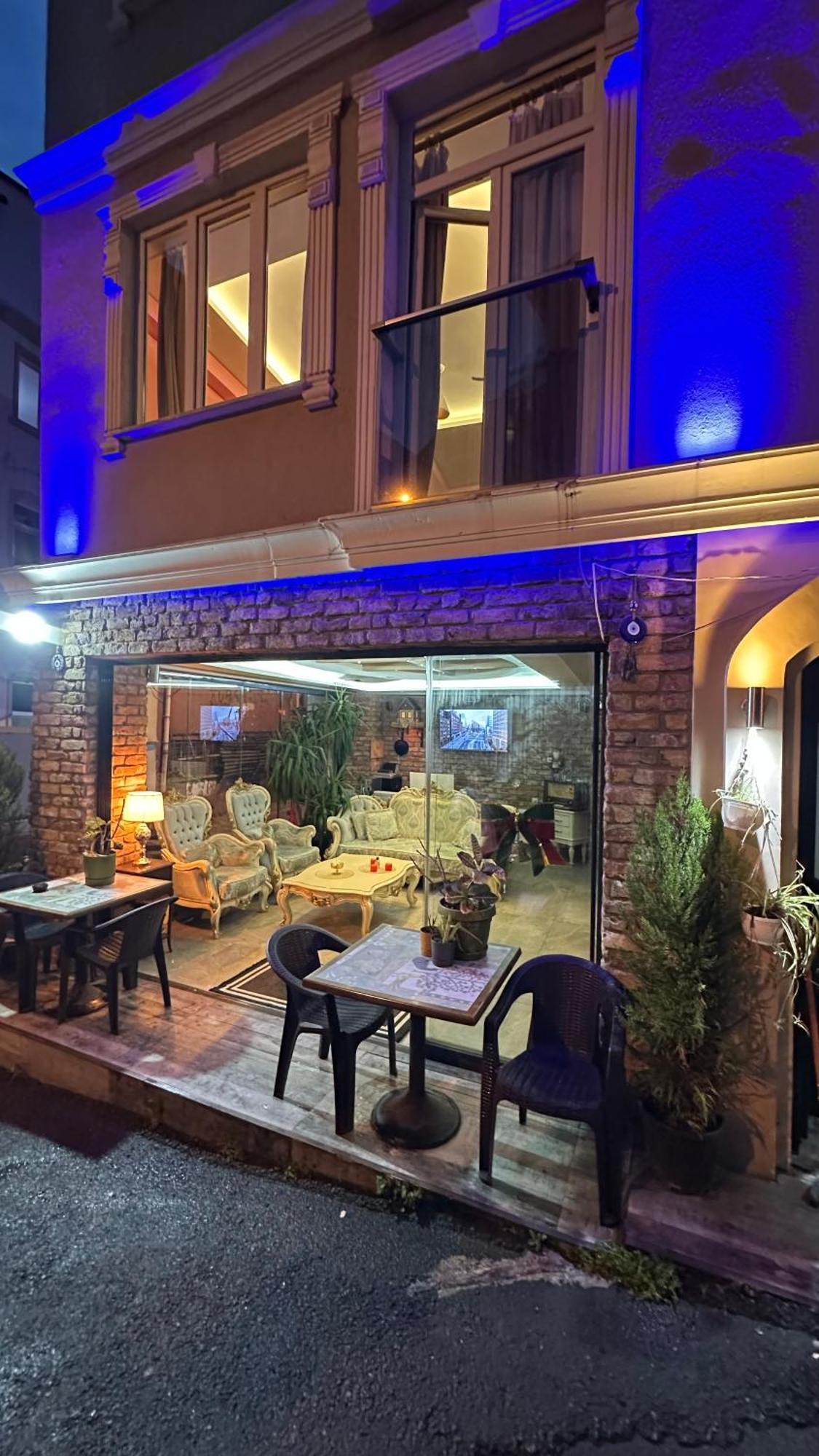Sevil Star * Istanbul